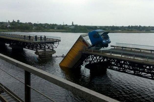 В Днепропетровской области обвалился мост
