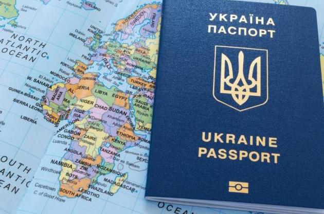 Чиновників зобов&#039;яжуть подавати декларації про відсутність громадянства іноземних держав