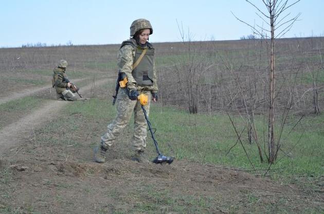 Бойовики в Донбасі 18 разів порушили режим тиші, поранено двох військових — штаб