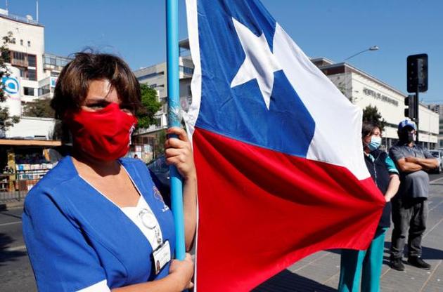 Быстрее всего число заразившихся среди стран, где их больше 30 тыс., растет в Чили