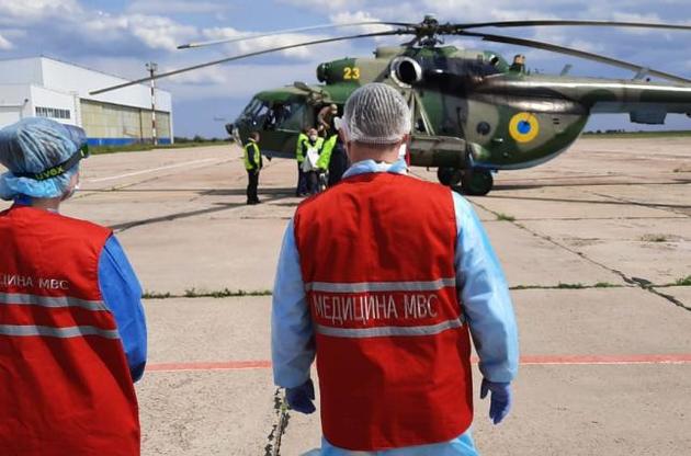 Раненых бойцов батальона "Луганск-1" на вертолете эвакуировали в Днепр