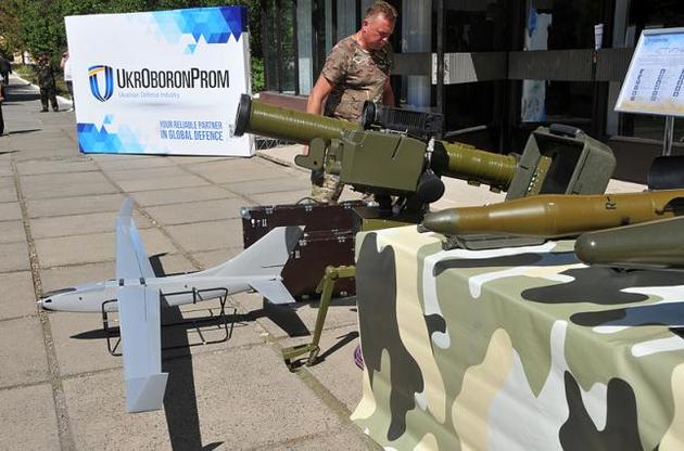 Українські виробники продукції військового призначення зможуть експортувати її без держпосередника – МЗС