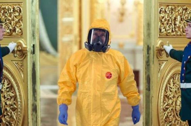 Эпидемия коронавируса очень сузила плацдарм для нового российского наступления на всех фронтах