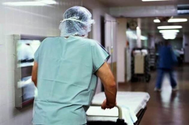 Есть три варианта решения вопроса больниц, считает эксперт