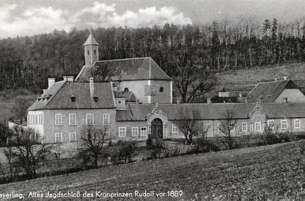 Імператорський мисливський замок в Маєрлінг, фотографія 1889 року зі підписом: «Маєрлінг, старий мисливський замок кронпринца Рудольфа до 1889 року»