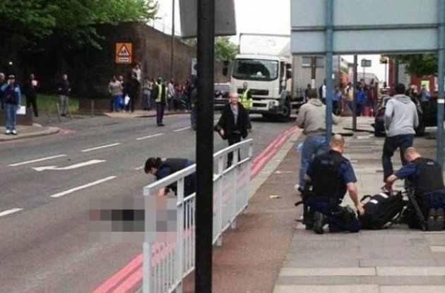 Звіряче вбивство солдата у Лондоні: більшість підозрюваних відпустили під заставу