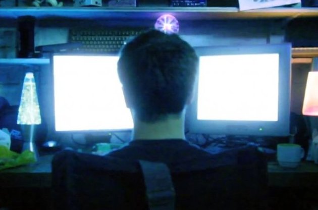 Internet Explorer є другим за популярністю комп&#039;ютерним браузером. Його частка на ринку складає 25%