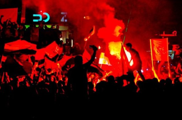 Президента Єгипту затримано. Владу в країні взяло до рук військове керівництво