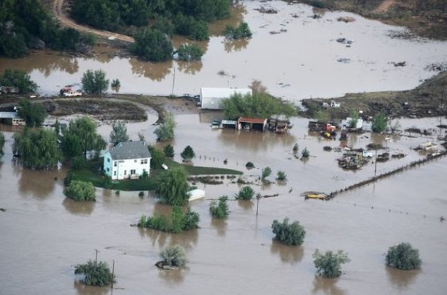 Потоп в Колорадо забрав вже 8 життів і зруйнував тисячі будинків