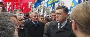 Біля будівлі Київради розпочався мітинг: 