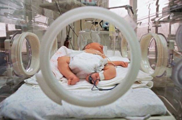 Государство потратило миллионы евро, закупив для младенцев смертельно опасные инкубаторы