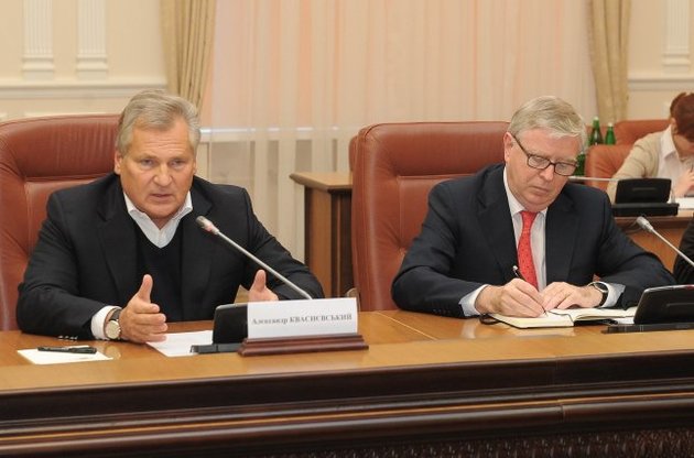 Кокс і Кваснєвський повернуться до України 18 листопада, а дата завершення місії залежить від ситуації
