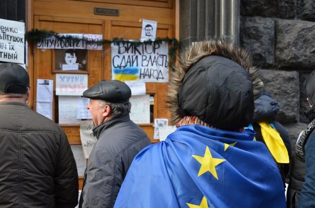 На Майдані Незалежності залишається понад 3 тис. осіб.