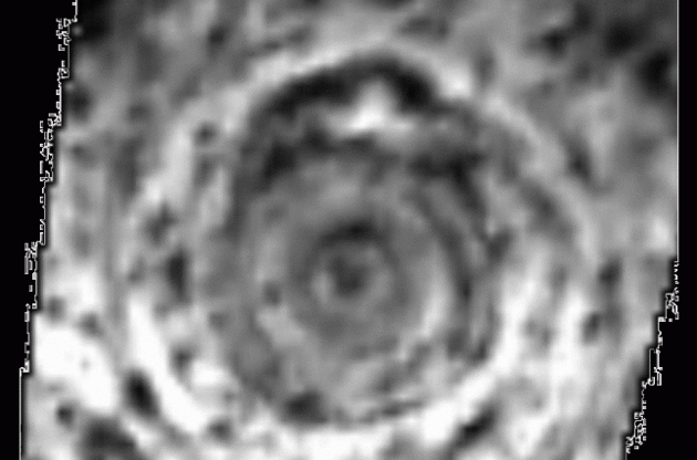 Зонд Cassini сфотографував у високій роздільній здатності "шестигранний шторм" на Сатурні