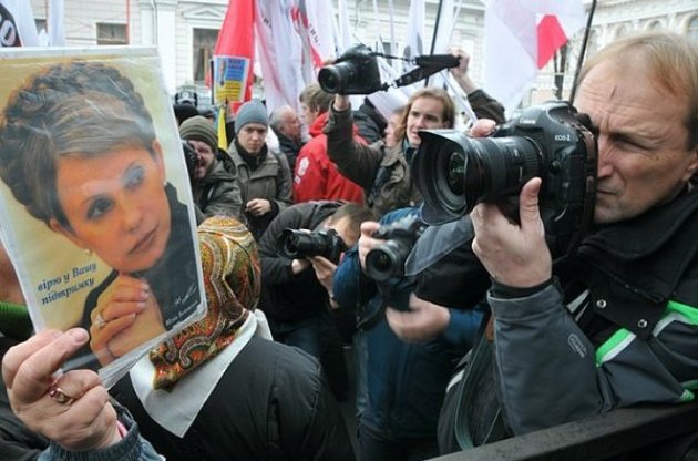 Тимошенко на прохання Євромайдану припинила голодування