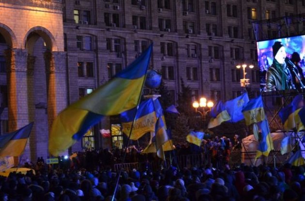 Міліція лякає бійками і зґвалтуваннями на Майдані. В опозиції запевнили - це брехня