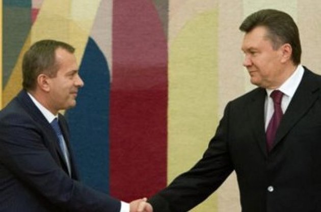 Клюєв повіз на підпис Януковичу амністію та скасування "законів про диктатуру"