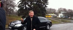 Голова Донецької ОДА розповів, де зараз Ахметов