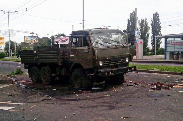 Російські прикордонники заперечують "незаконний" прорив на територію України з РФ вантажівок із бойовиками