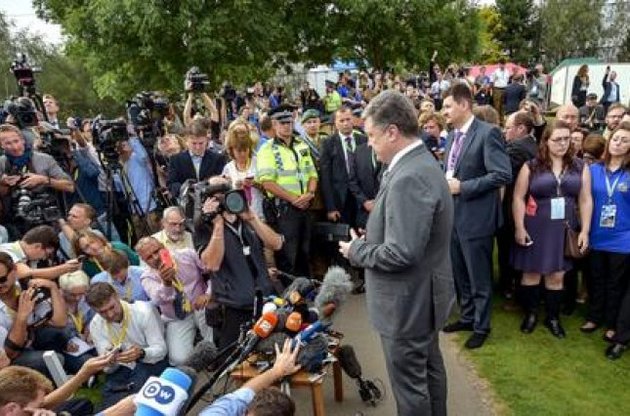 Порошенко оголосив умови перемир'я