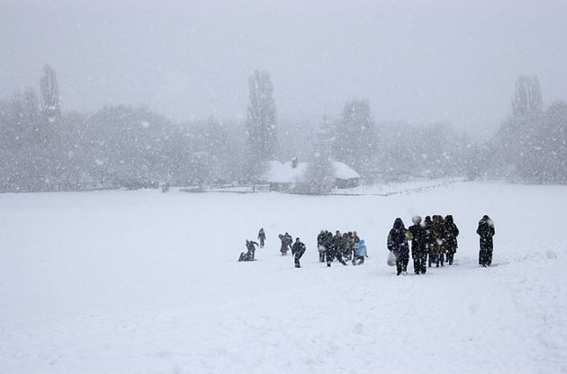 Українців найближчими днями чекають невеликий сніг та мороз