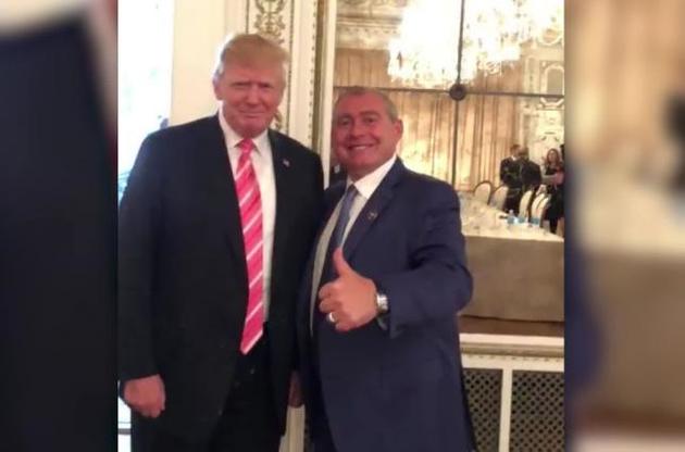 За словами президента Америки, Парнас намагається укласти вигідну угоду для себе.