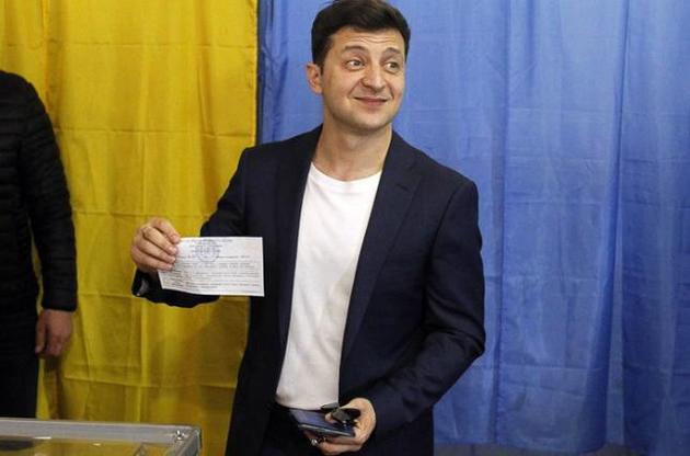 Экзит-пол 1+1: Зеленский побеждает на выборах президента Украины