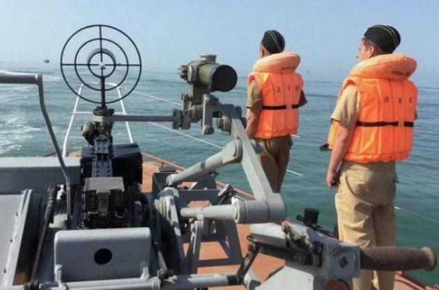 Российские пограничники атаковали украинские корабли