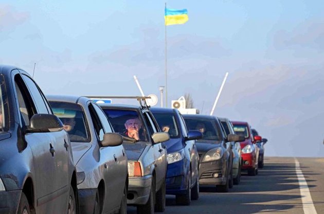 Українські прикордонники нагадують про новий графік роботи КПВВ в Донбасі