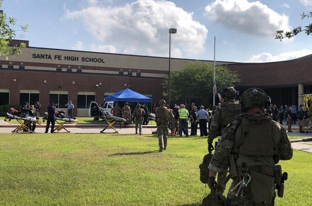 Названо точну кількість жертв стрілянини у школі міста Санта-Фе, штат Техас