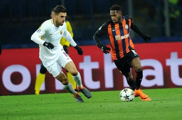 Фред (с мячом) провел за сборную шесть матчей