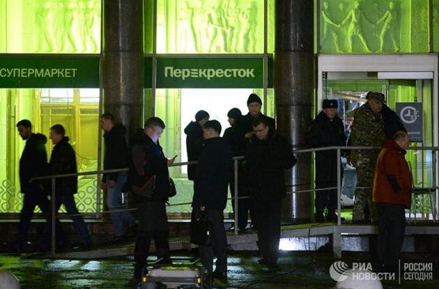 При вибуху в супермаркеті Петербурга постраждали 13 людей
