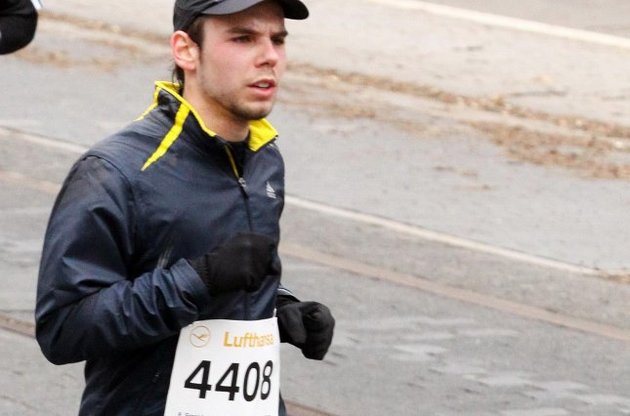 Слідчі стверджують, що Любіц шукав в інтернеті способи самогубства, способи блокування кабіни і сайти для геїв