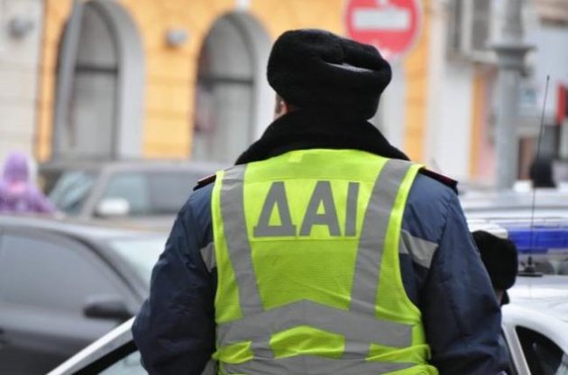 Один из начальников отделов ГАИ Киева арестован судом за получение взятки