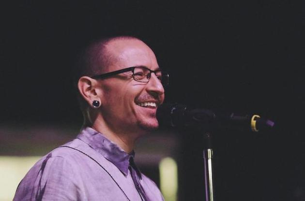 Гурт Linkin Park скасував тур через смерть Честера Беннінгтона