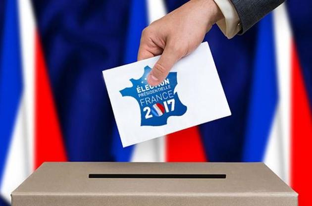 Явка во втором туре парламентских выборов во Франции превысила 35%