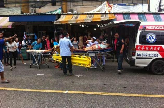 Серия взрывов произошла на курортах Таиланда