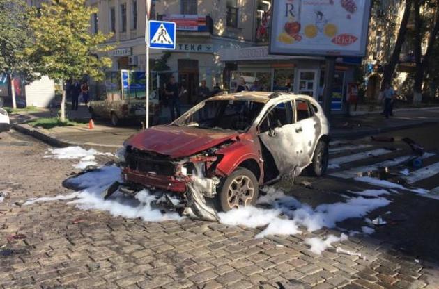 В мережі опубліковано відео з місця вибуху авто з журналістом Павлом Шереметом
