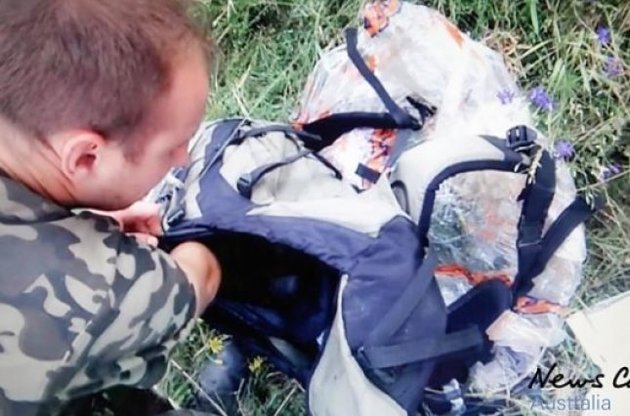 Катастрофа MH17 рік по тому: перші кадри з бойовиками на місці аварії й створення трибуналу
