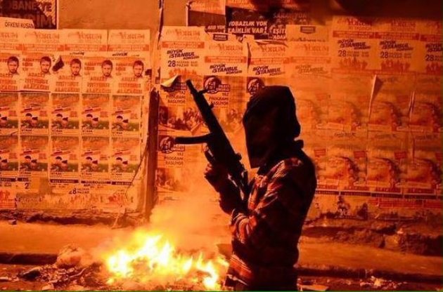 У Стамбулі спалахнули протести після вбивства поліцією &quot;лівого&quot; активіста