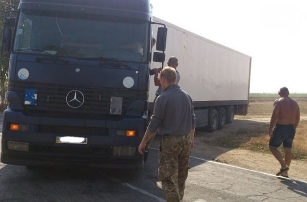 Зараз в Криму проходить перший етап акції - продовольча блокада