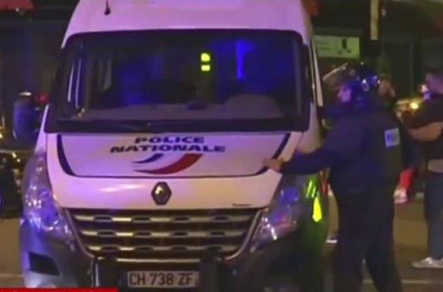 В Сети опубликовано видео расстрела клуба "Батаклан" в Париже