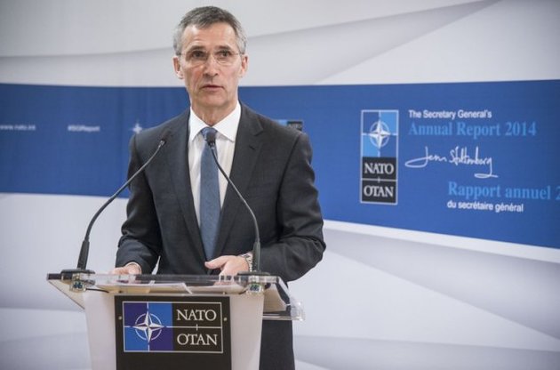 Генсек НАТО призвал РФ прекратить поддерживать боевиков в Донбассе