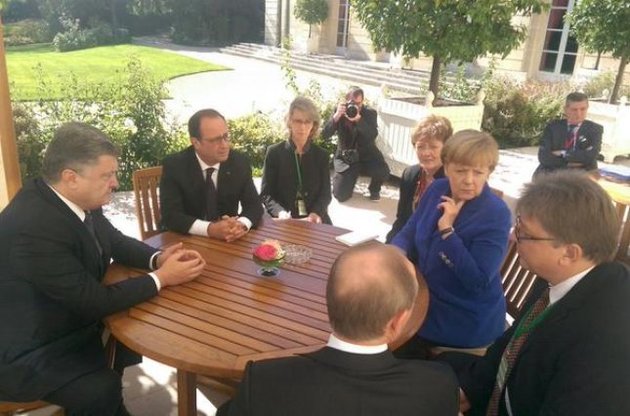 Порошенко, Меркель, Олланд і Путін домовилися про відновлення Україною контролю над кордоном