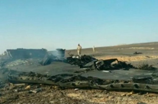 Експерти почали розшифровувати чорний ящик з літака РФ, що впав в Єгипті