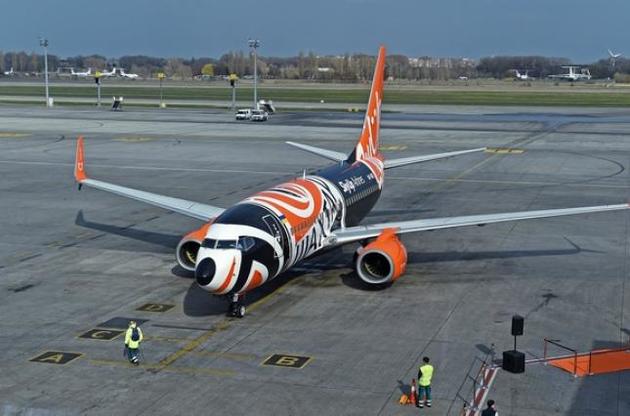 Літак готували у США