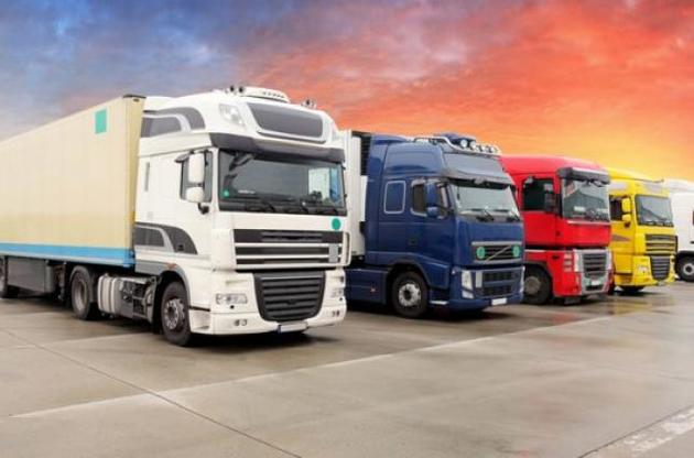 Грузовикам могут усложнить жизнь на дорогах