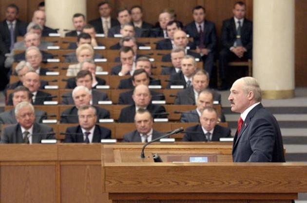 Лукашенко відправив у відставку уряд