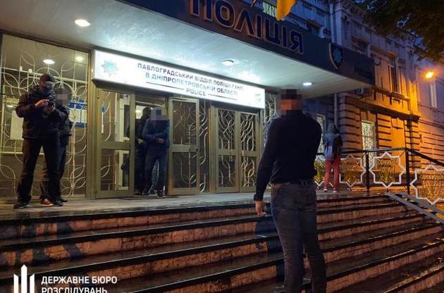 Суд арестовал семерых участников банды полицейских из Павлограда