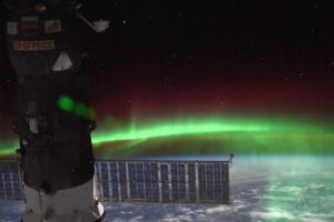 Астронавт NASA опубликовал снимки полярного сияния из космоса